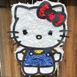 Hello Kitty Mini Piñata