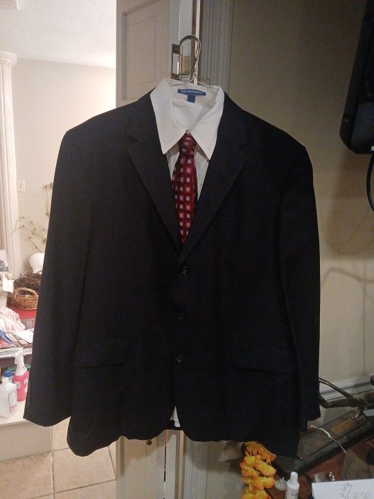 Men Suit!  (NICE)   SZE 46reg)