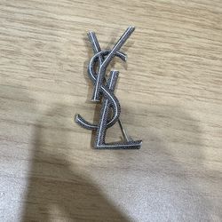 YSL Pin 