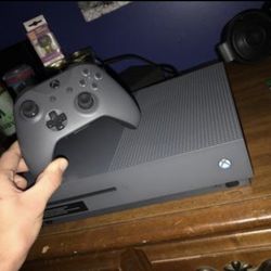 Xbox One S 1tb