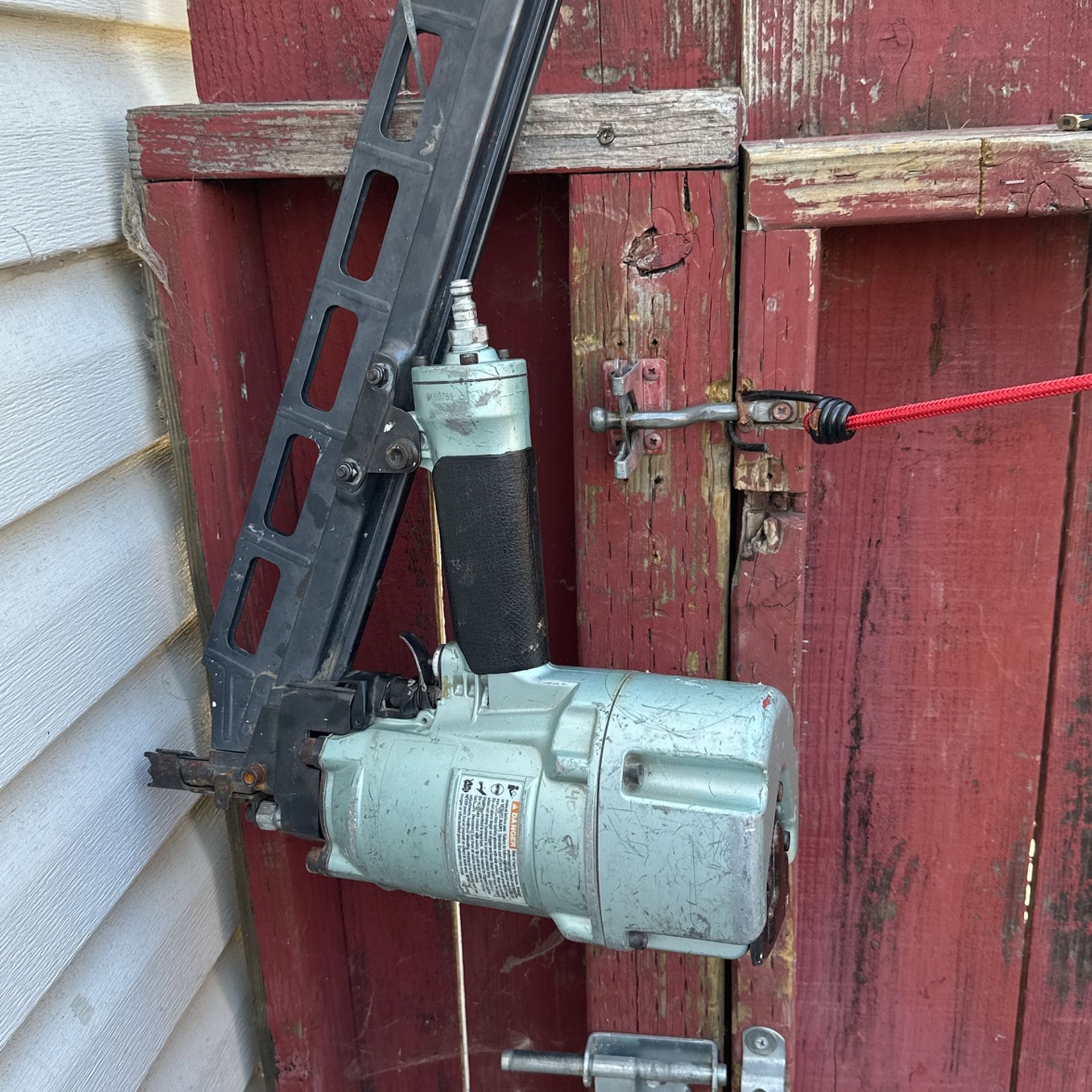 Hitachi Framing Nail Gun