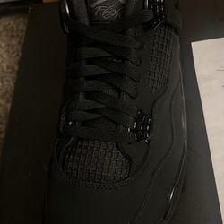 Jordan 4 Black Cat Size 10.5