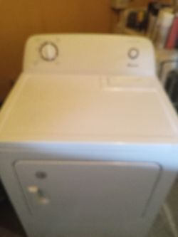 Amana Dryer 