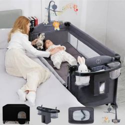 In the Box 5 in 1 Baby Bassinet Bedside Sleeper
