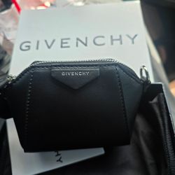 Givenchy Antigona
