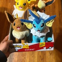 Pokémon Eevee, Jolteon, Flareon, Vaporeon Plush 4 Pack