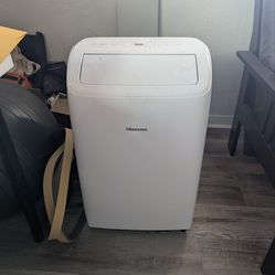 Hisense 8000 BTU portable AC unit