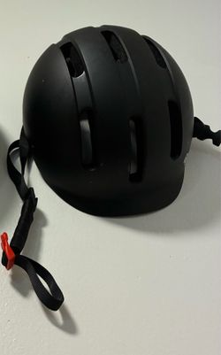 Black Skate Helmet / bike helmet— Great Condition