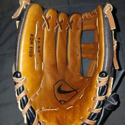 New  NIKE  Left  HANDED  -11-1/2   INCH  BASE BALL GLOVE 