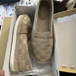  MK Shoes