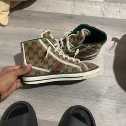 Gucci Shoes 