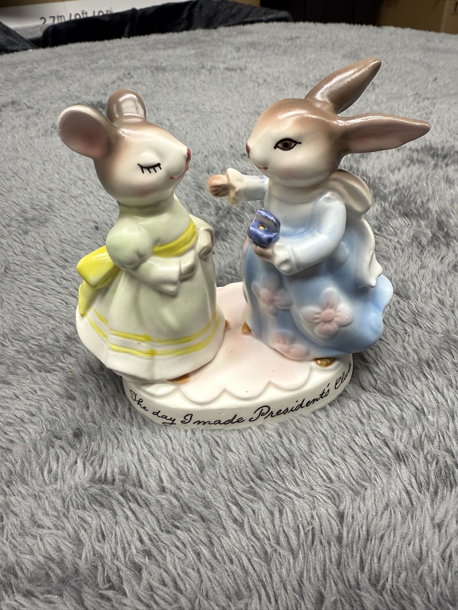 Vintage Precious Moments Avon Presidents Club 1980 Figurine!