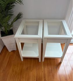 End Tables Set