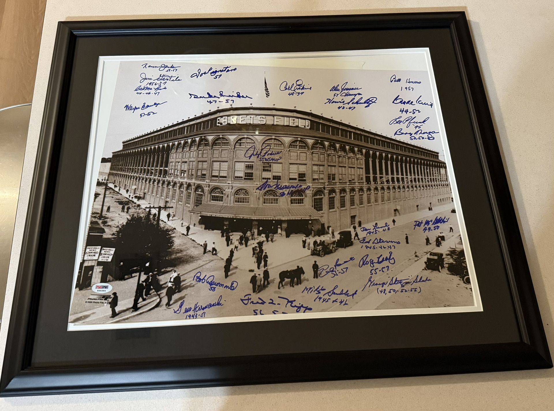 BROOKLYN DODGERS AUTOGRAPH MULTI SIGNED 16 X 20 PHOTO 25 SIGNATURES PSA DNA