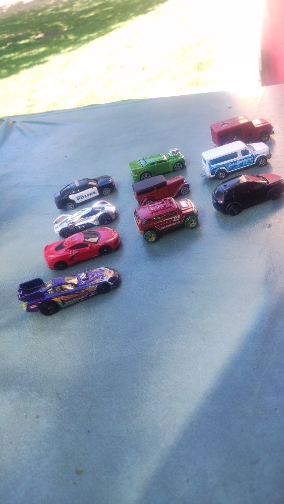 Hot Wheels π