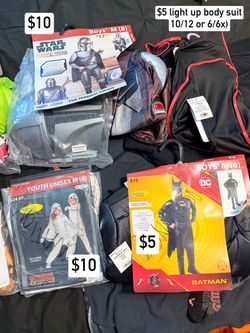 I have several Halloween costumes  message me which one you’d like Light up girls S (6/6x) or L (10/12)  $5