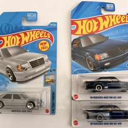 Hot Wheels BMW Mercedes Motorcycle 