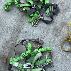 Honeywell Miller DuraFlex Python Green Full-Body Harness with Belt Loops 