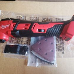 Milwaukee Multi-tool