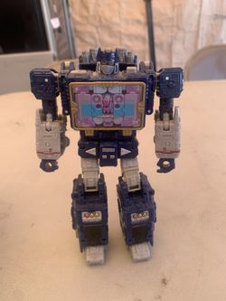 Soundwave (With Cassette)