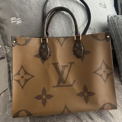 Louis Vuitton Handbag