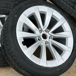  19” 2024 Tesla Model 3 Sport Wheels Continental tires 235/40/19 40-65% 5x4.5