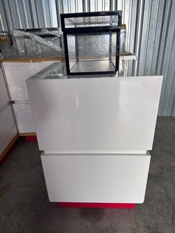 Commercial Retail Display Pedestals with Glass Cases – 6 Available