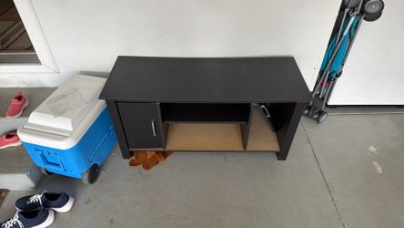 Free - Tv cabinet