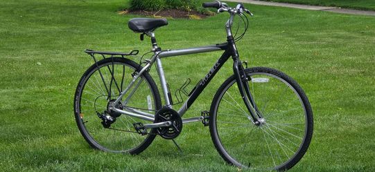 TREK 7000 SERIES - HYBRID BIKE - LARGE FRAME - TUNED