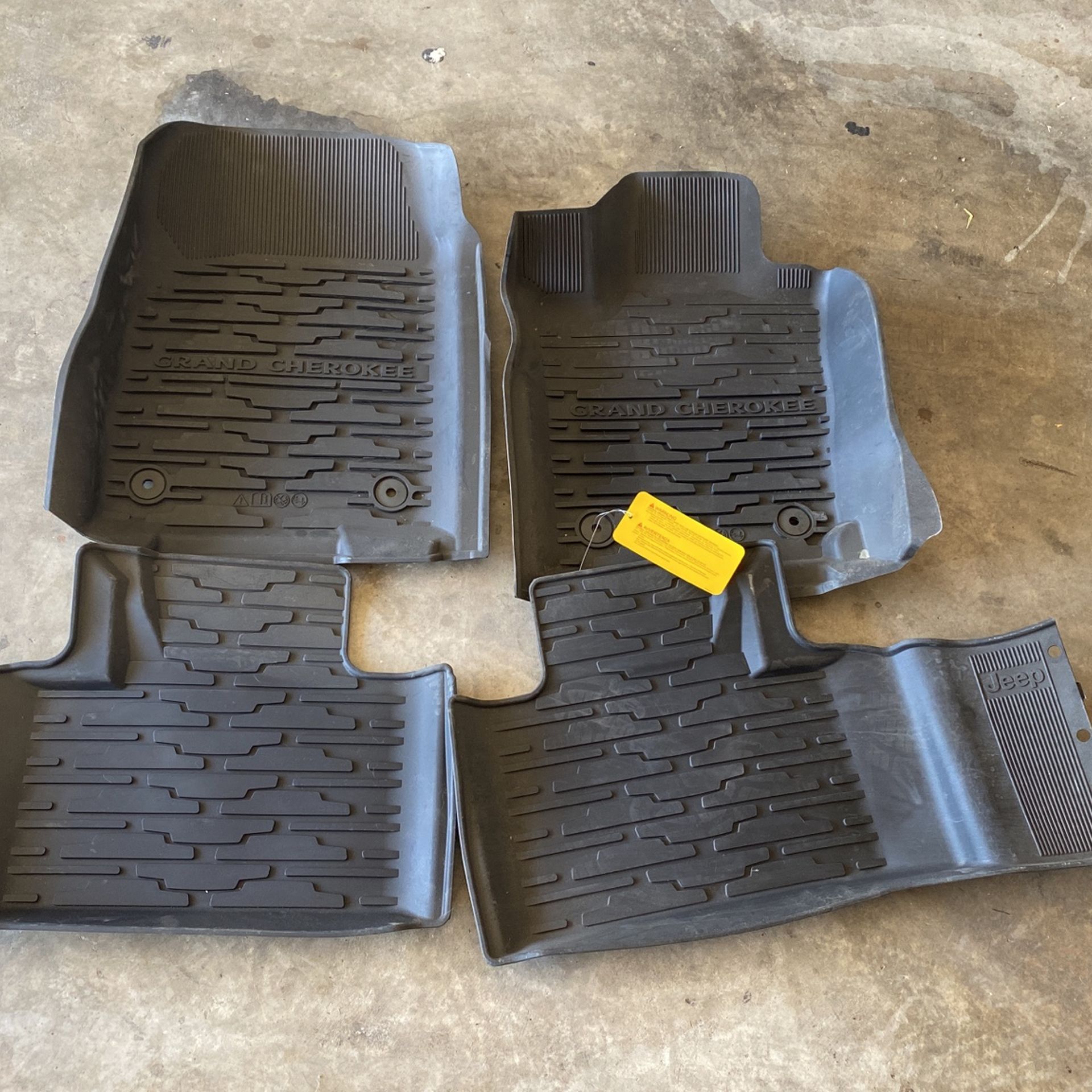 Jeep Cherokee All Wether Mats