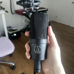 Audio Technica 4040 Condenser Microphone