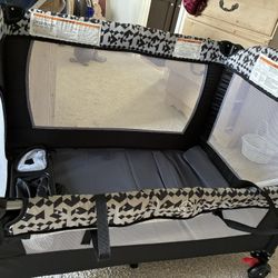 Bedside Bassinet 