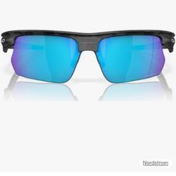 Oakley Sunglasses Brand New In Case 
