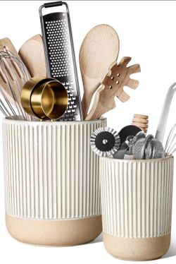 Le tauci ceramic utensil holder set of 2