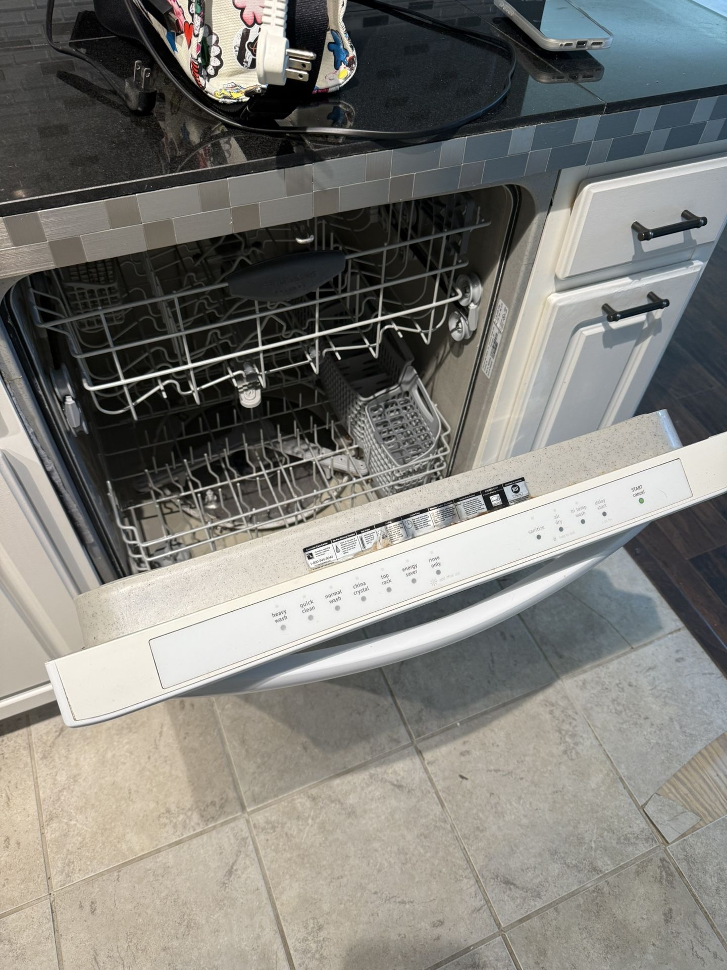 GE Appliances( Dishwasher,fridge, Stove)