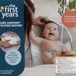 The first years sure comfort folding bather *New*