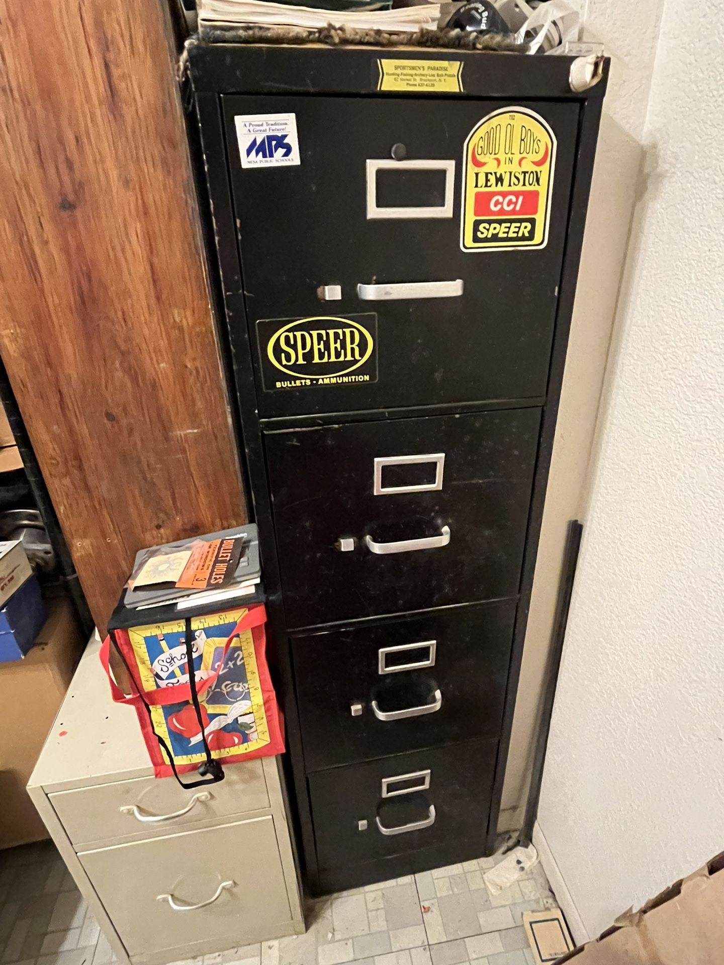 4 Drawer File Cabinet 