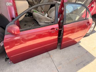 2003-2008 Toyota Corolla left driver doors