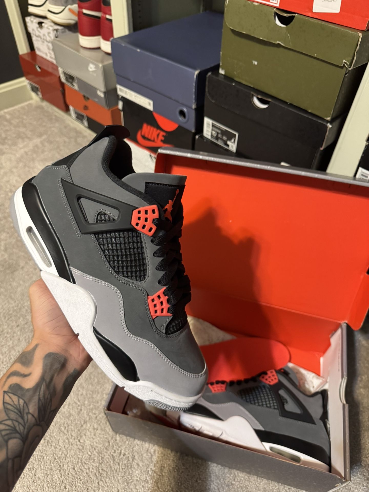 Air Jordan 4 Retro ‘Infrared’