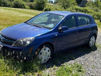 Blue Saturn Astra Hatchback