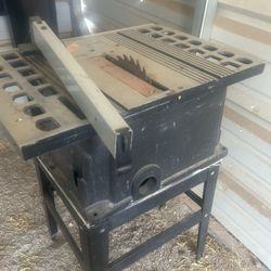 Skilsaw 10in Table saw 