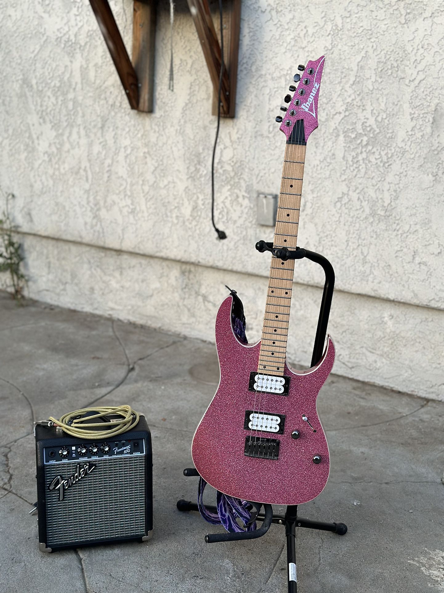 Ibanez Electric Guitar & Fender Amp Complete Set