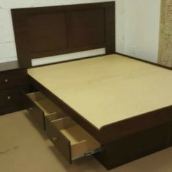 Storage Platform with 4 Drawers