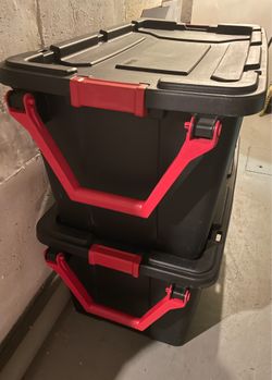 Sterilite 40-Gallon Wheeled Heavy-Duty Storage Totes