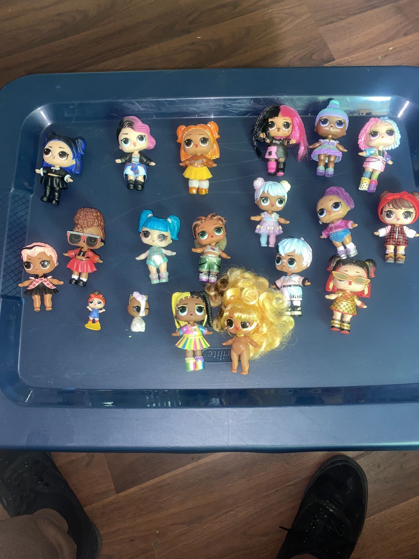 lol suprise dolls lot
