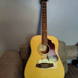 12 string Ibanez guitar with case