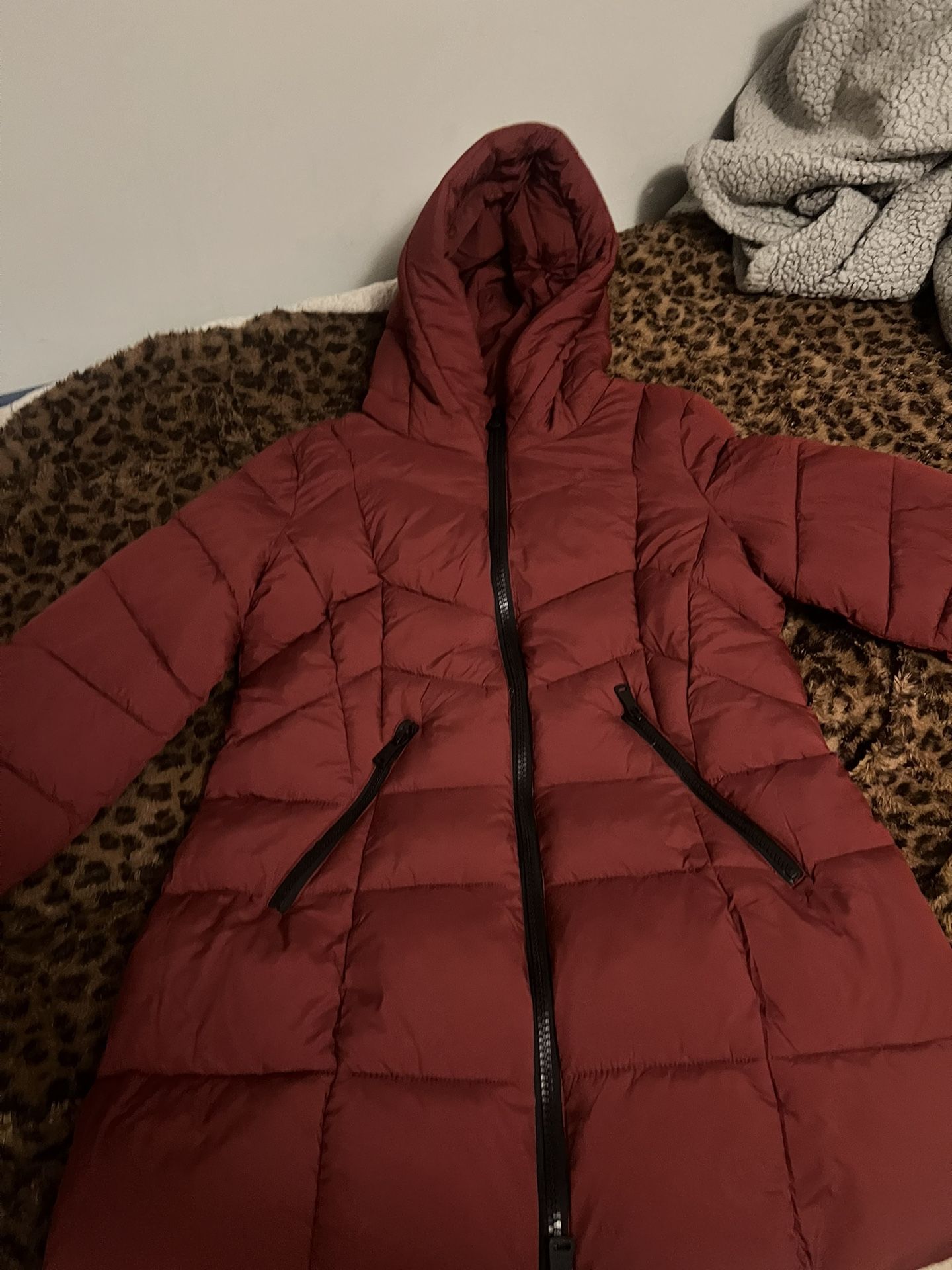 Brand New Never Worn W Tags Bernardo puffer Jacket Size M $70