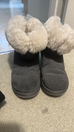 Kollaburra by Ugg Size 6