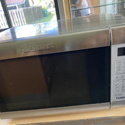 Cuisinart CMW-200 1.2-Cubic-Foot Convection Microwave Oven with Grill
