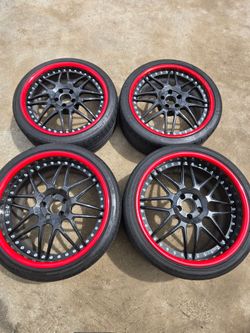 New custom rims in tires